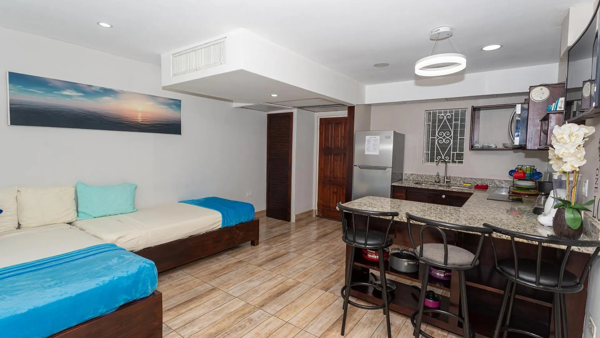 Montego Bay Club Apartments