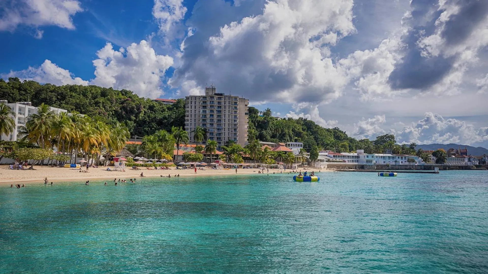 Montego Bay Club Apartments