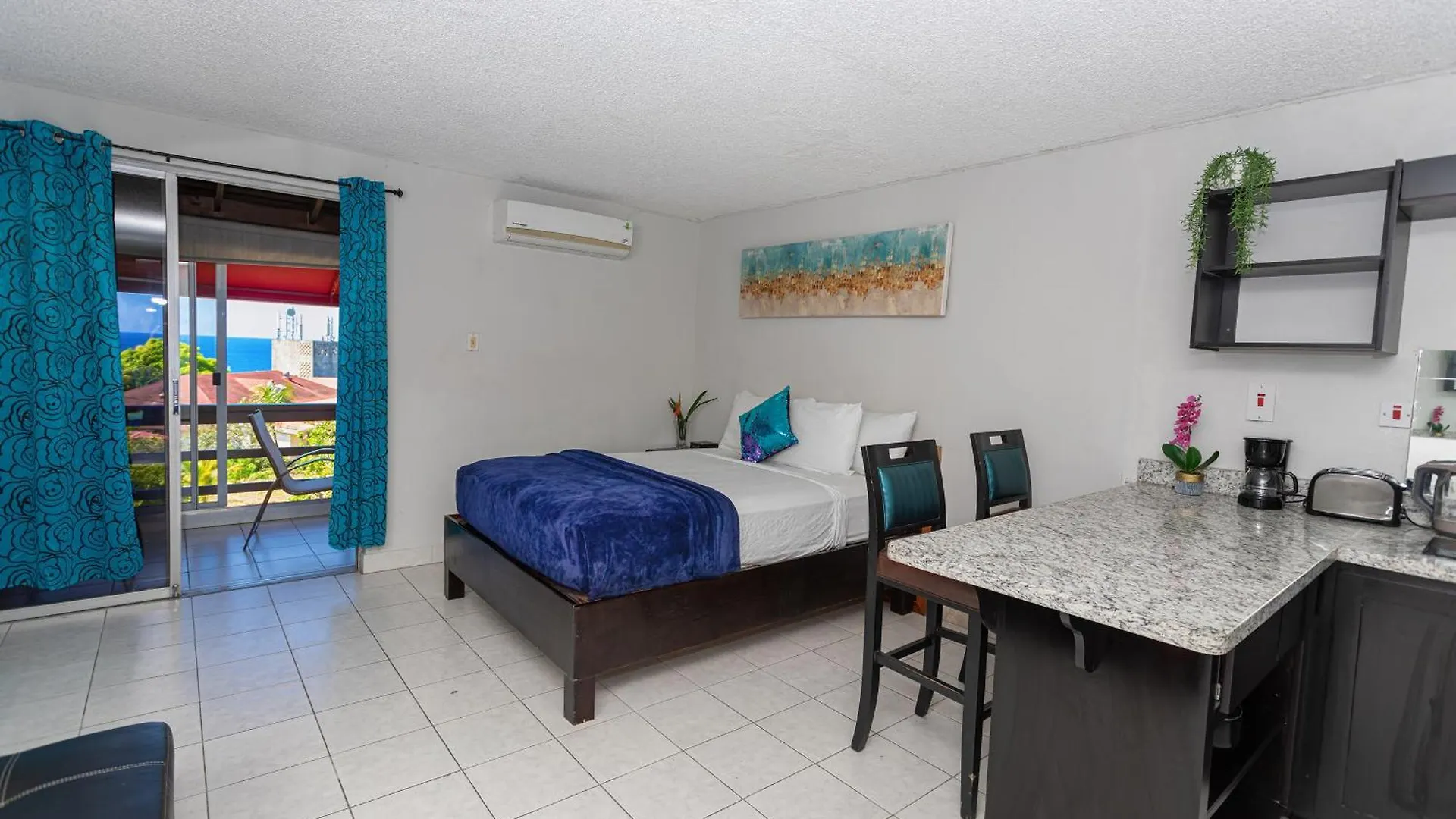 Montego Bay Club Apartments