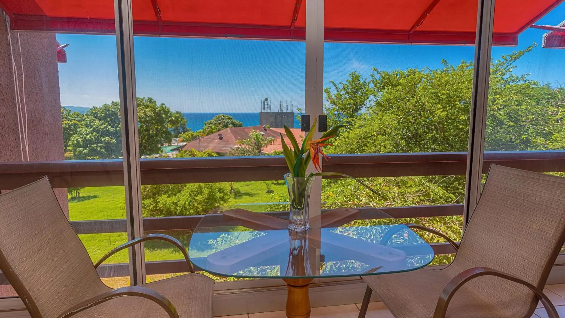 Montego Bay Club Apartments 0*, Montego Bay