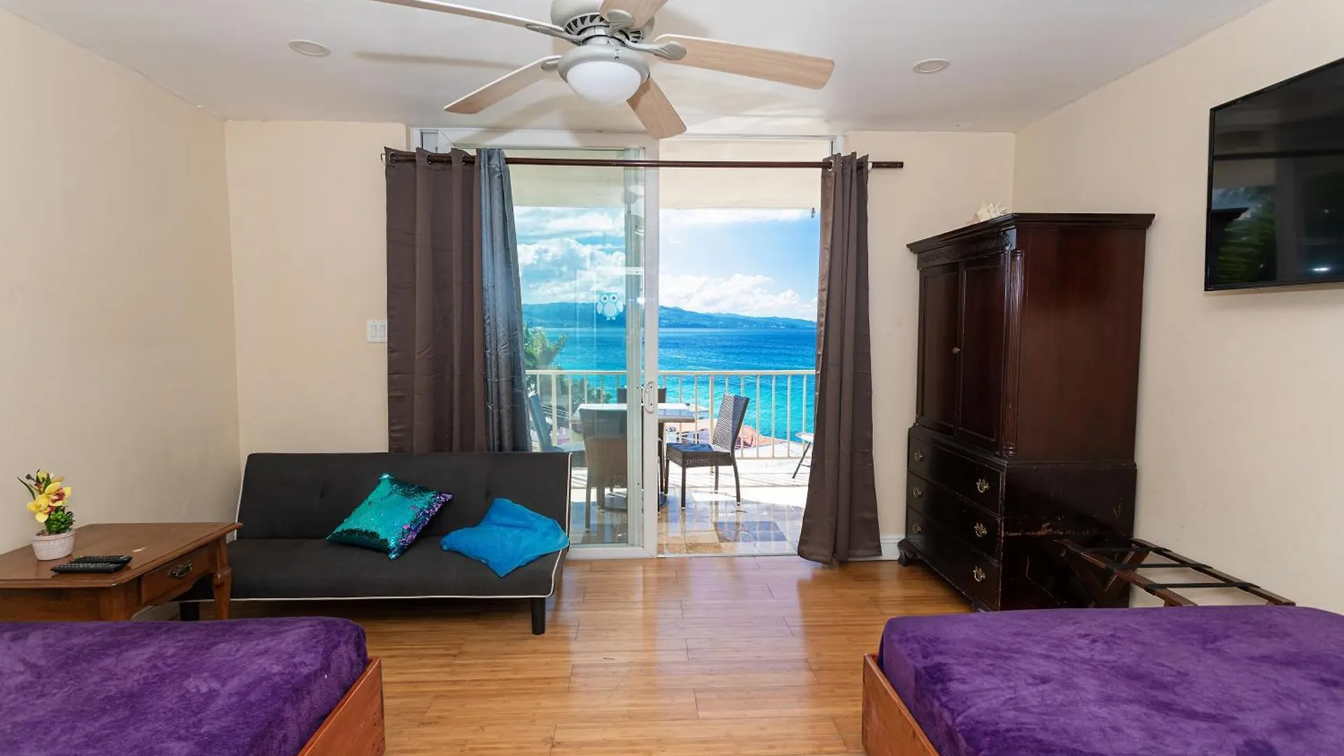 Montego Bay Club Apartments