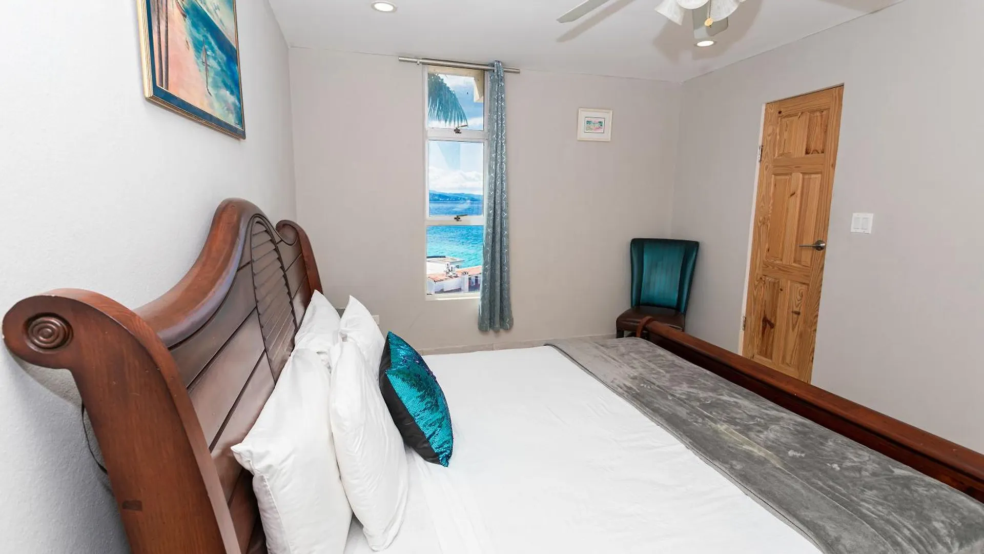 Montego Bay Club Apartments