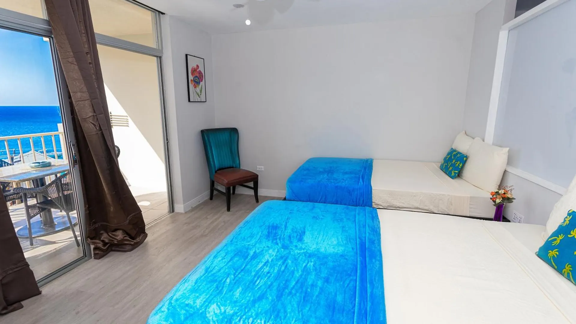 Montego Bay Club Apartments