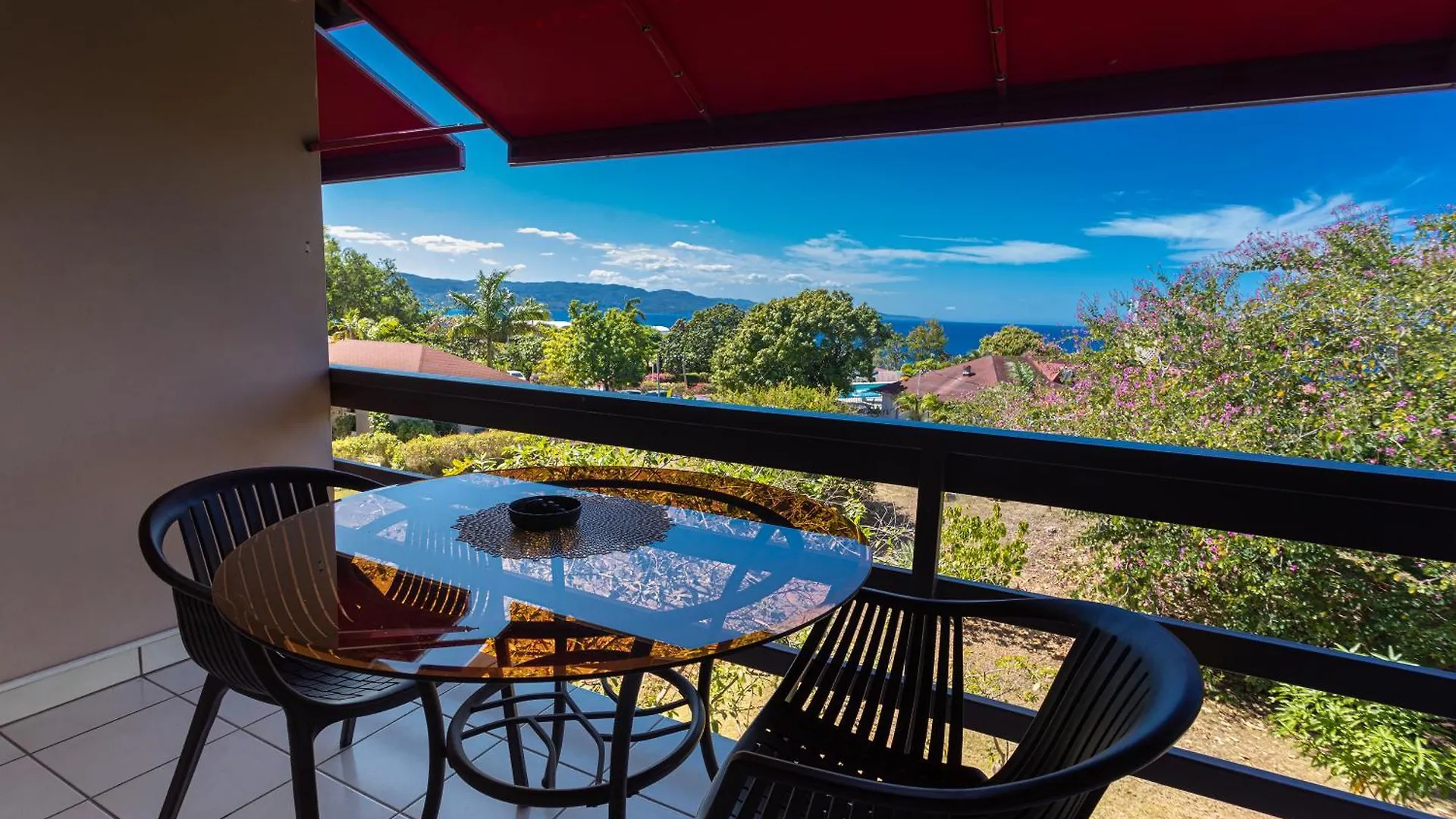 Montego Bay Club Apartments